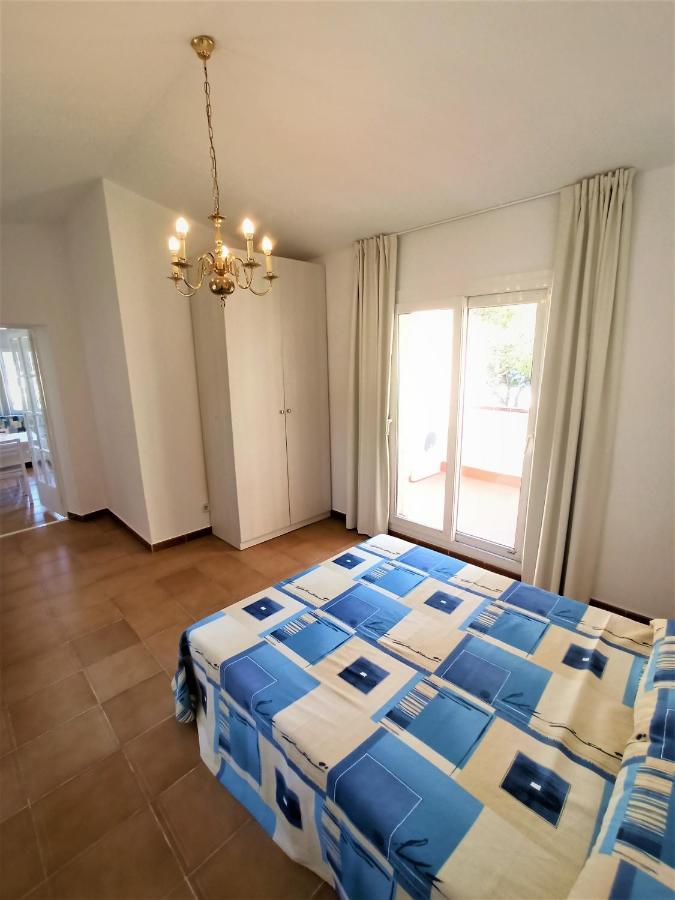 Trill Las Brisas 2-4 Pers L'Estartit Exterior photo