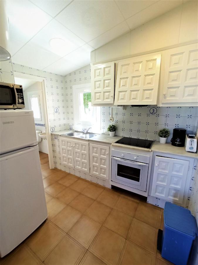 Trill Las Brisas 2-4 Pers L'Estartit Exterior photo